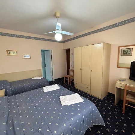 Marnie Hotel Massarosa