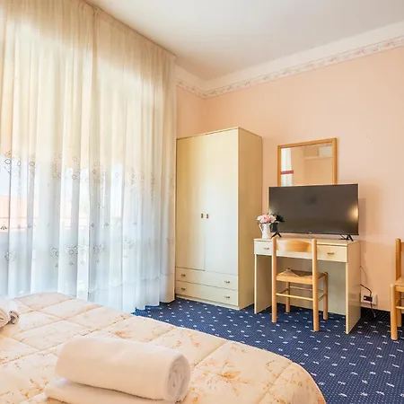 Marnie Hotel Massarosa