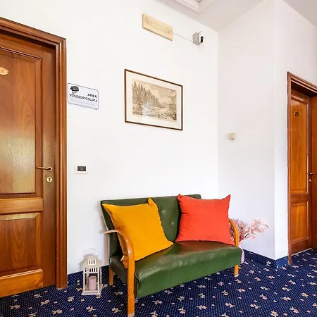 Hotel Marnie Massarosa