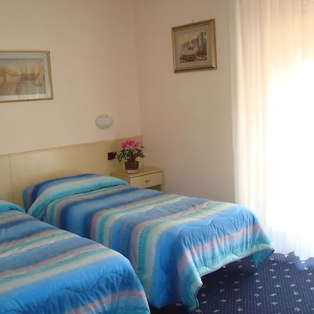 Hotel Marnie Massarosa