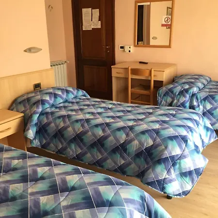 Marnie Hotel