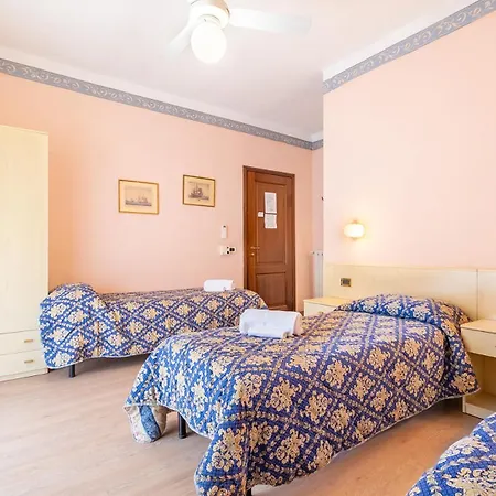 Hotel Marnie Massarosa